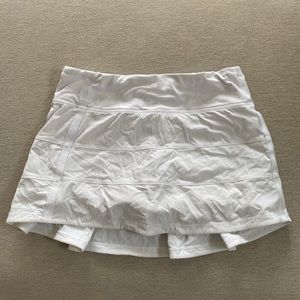 Lululemon skirt size 4